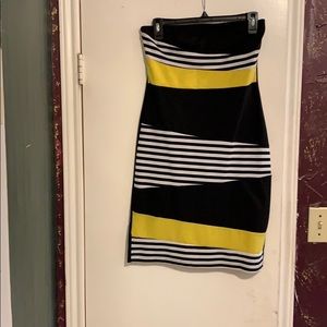 Black/yellow stripped tube dress
